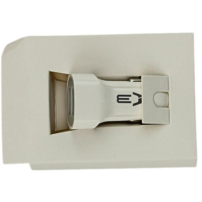 C3 Tech kahe USB pordiga autolaadija